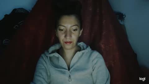 candymilfff online show from December 11, 2024, 4:49 am