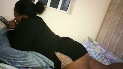 Snapshot of candyxlo chatting on February 4, 2026, 6:03 pm candyXLO online show from February 4, 2026, 6:03 pm