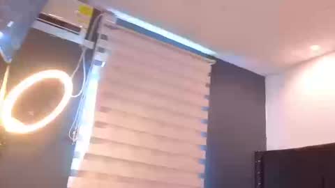 candyy_love1 online show from September 12, 2025, 1:44 pm