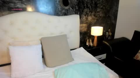 Allison online show from December 2, 2025, 3:18 pm