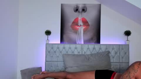 candyycouple online show from September 10, 2025, 6:35 am