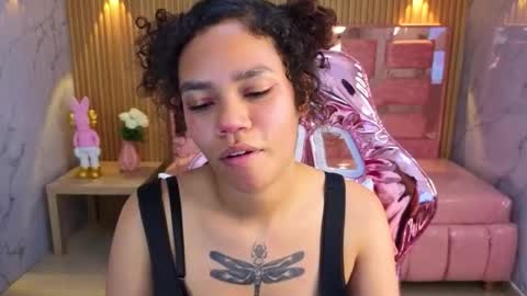 canela_s1 online show from October 25, 2025, 8:47 pm