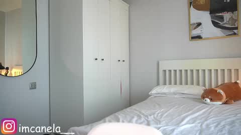 Jency NEW IG IMCANELA   online show from February 12, 2025, 5:26 am