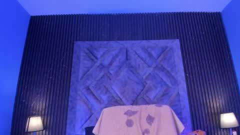 GABRIELA LOPEZ online show from January 17, 2025, 6:47 am