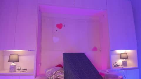 GABRIELA LOPEZ online show from February 25, 2025, 6:58 am