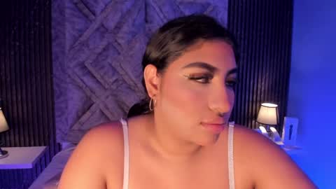 GABRIELA LOPEZ online show from September 16, 2025, 4:13 am