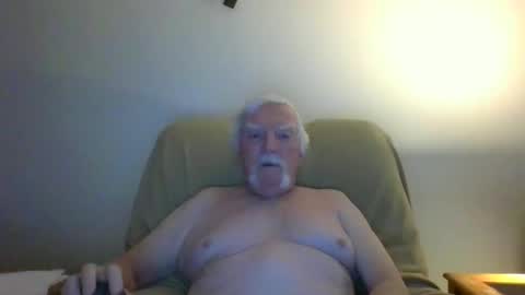 Snapshot of capecod21 chatting on December 28, 2024, 1:28 pm capecod21 online show from December 28, 2024, 1:28 pm