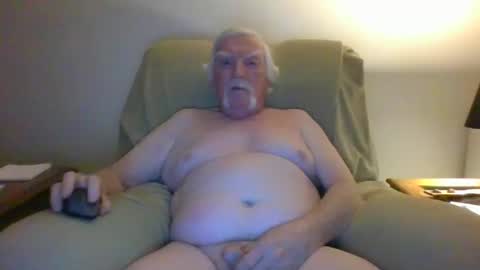 Snapshot of capecod21 chatting on February 1, 2025, 4:03 am capecod21 online show from February 1, 2025, 4:03 am