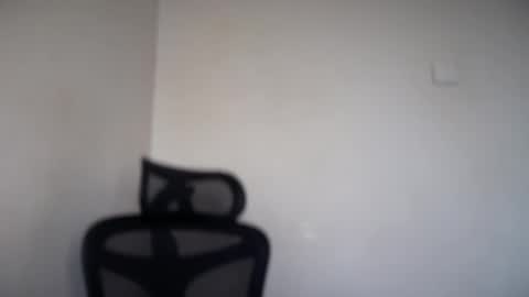 Snapshot of cappuccinokiss chatting on December 18, 2025, 7:14 am Emma online show from December 18, 2025, 7:14 am