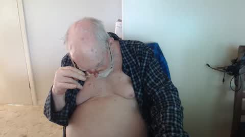 capt5105 online show from April 27, 2026, 3:26 am