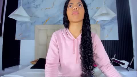 Cara  online show from February 4, 2026, 12:33 pm