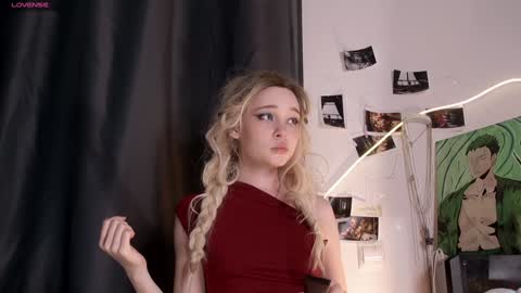 Viola Marika and Visma  online show from February 19, 2026, 4:19 am