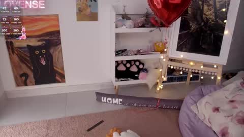 NONA    follow online show from February 15, 2025, 11:17 am