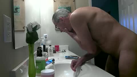 Caressluving online show from September 20, 2025, 1:01 pm