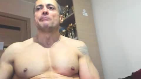 Laz online show from December 4, 2025, 5:32 pm