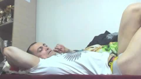 Laz online show from April 21, 2026, 12:01 am