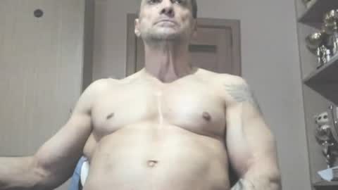 Snapshot of carin_the_body chatting on June 18, 2026, 9:14 am Laz online show from June 18, 2026, 9:14 am
