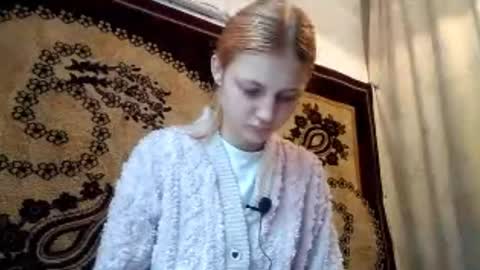 Kira online show from May 12, 2026, 2:52 am