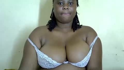 carisweet online show from March 3, 2026, 4:46 pm