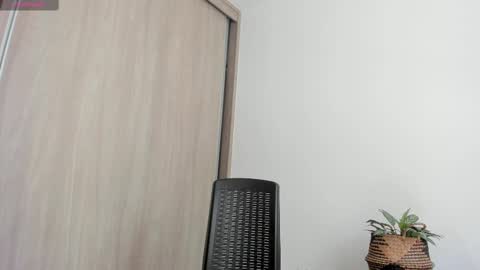 caritodior1 online show from March 3, 2025, 3:20 pm