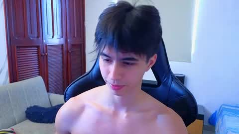 carl_dixon online show from April 14, 2026, 6:58 pm