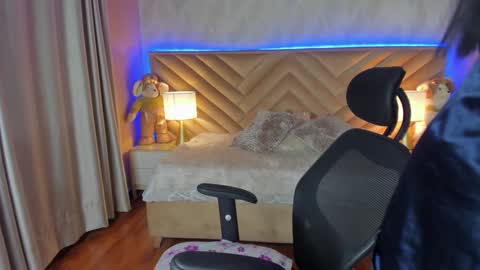 Carla Santini online show from December 28, 2024, 10:02 pm