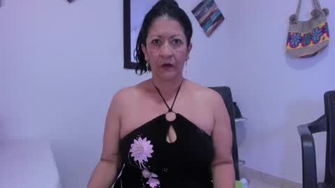 Snapshot of carla_sns chatting on May 18, 2026, 9:20 pm Carla online show from May 18, 2026, 9:20 pm