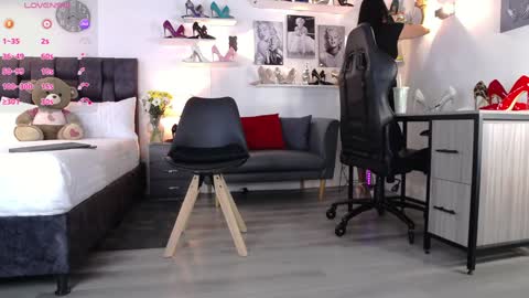 Carla independent model    online show from December 5, 2024, 1:14 am