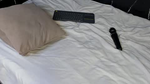 carlamarrinson online show from March 10, 2025, 9:10 am