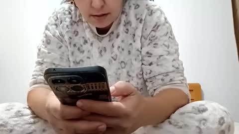 carlasweet00 online show from December 5, 2025, 6:22 am