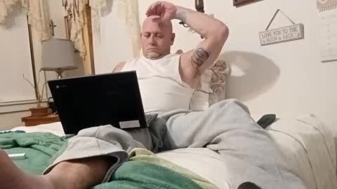 carldhammers online show from December 2, 2025, 11:34 pm