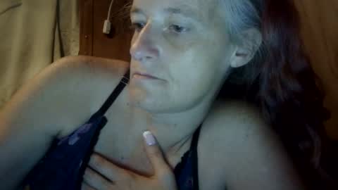 carleeswoman08 online show from September 25, 2025, 11:58 am