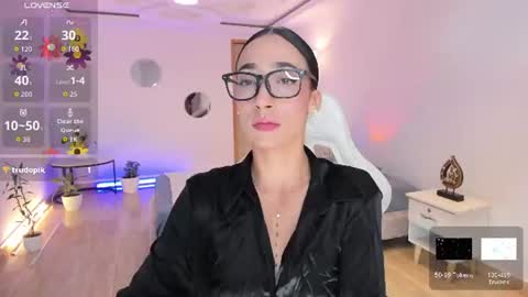 Alejandra online show from July 18, 2026, 10:46 pm