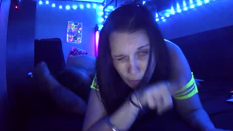 carleydenza83 online show from March 12, 2026, 8:53 am