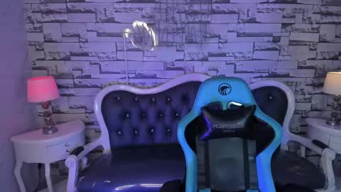 CARLYE   online show from December 28, 2024, 4:19 am