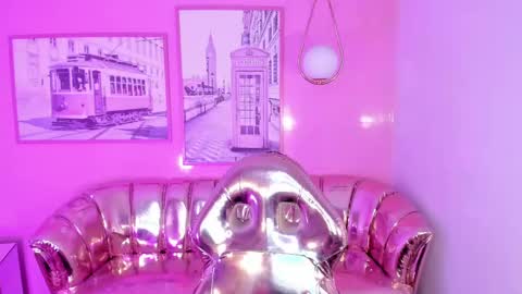 CARLYE   online show from February 28, 2025, 2:09 pm