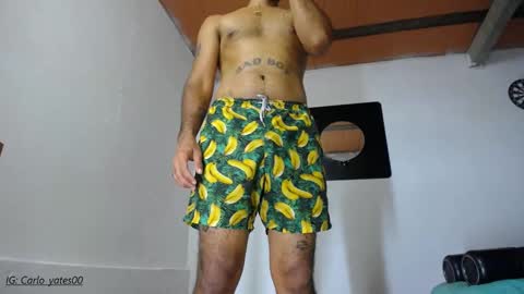 Snapshot of carlo_yates27 chatting on March 4, 2025, 1:45 am carlo yates thx for help me to reach 100 thumps up online show from March 4, 2025, 1:45 am