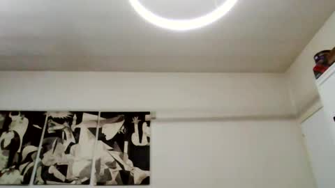 Carlos online show from November 24, 2025, 8:47 am