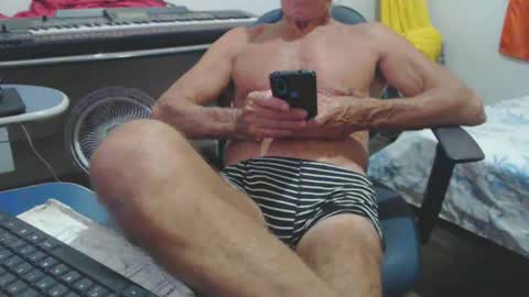 carlos online show from December 2, 2024, 1:47 am