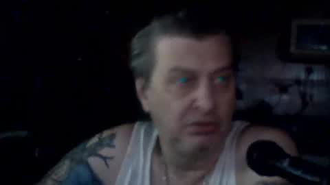 carlos712009 online show from April 6, 2026, 5:19 am