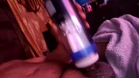 Snapshot of carlos91342 chatting on February 16, 2026, 10:44 am Carlos online show from February 16, 2026, 10:44 am