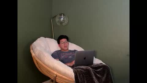 Snapshot of carlosjosecb1 chatting on February 8, 2026, 2:53 pm carlos online show from February 8, 2026, 2:53 pm