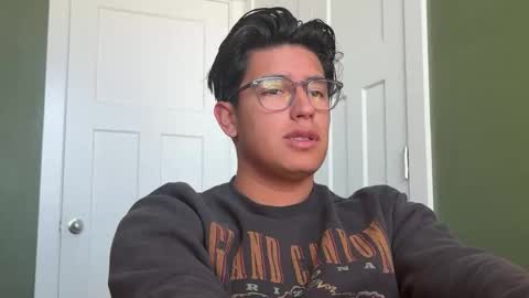 Snapshot of carlosjosecb1 chatting on February 19, 2026, 5:09 pm carlos online show from February 19, 2026, 5:09 pm