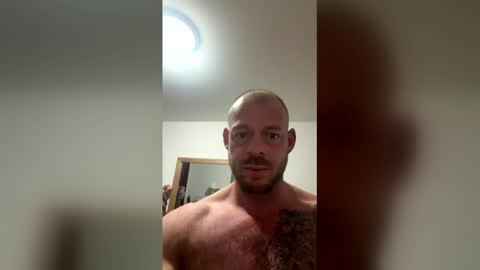 Snapshot of carloslavigne4 chatting on April 1, 2026, 2:56 am carloslavigne4 online show from April 1, 2026, 2:56 am