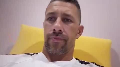 carlosrm440882 online show from April 30, 2026, 9:30 pm