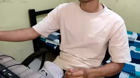 carlossmi01 online show from February 15, 2025, 2:33 pm