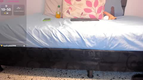 carlota online show from January 18, 2025, 1:51 pm