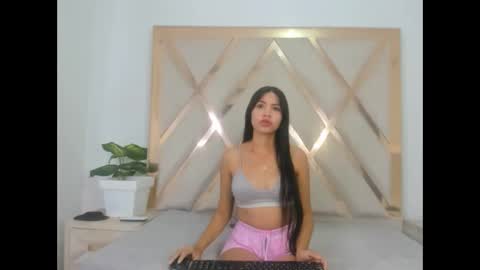 carlotaasm online show from March 27, 2026, 5:02 am