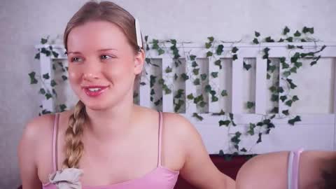 Jessie and Lika   online show from March 5, 2026, 7:26 am