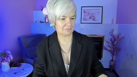 Carmen online show from September 19, 2025, 9:04 pm